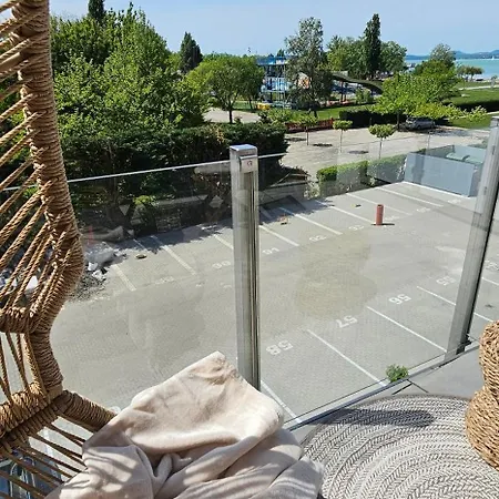 Apartamento Infinity Lellemarine