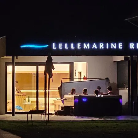 Infinity Lellemarine アパート