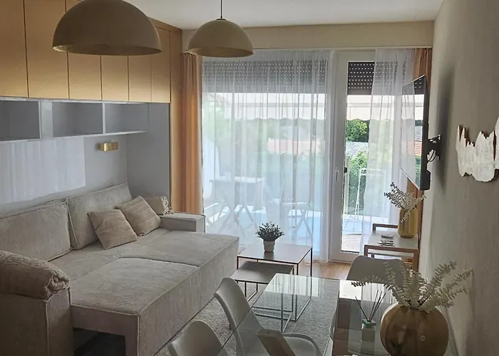 Infinity Lellemarine Apartament